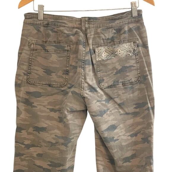 Anthropologie Women's Mavis Mid-rise Utility Pants Size 27 Camo Embroidered Boho - Picture 9 of 13